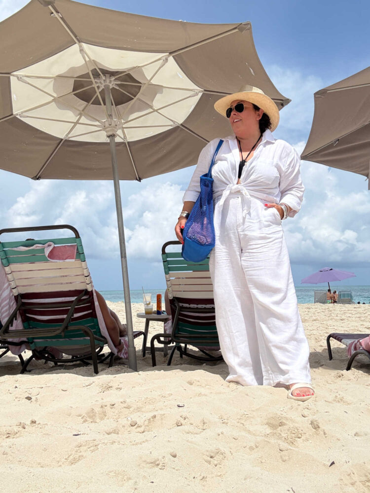 what I wore on a cruise as an over 40 woman virgin voyages