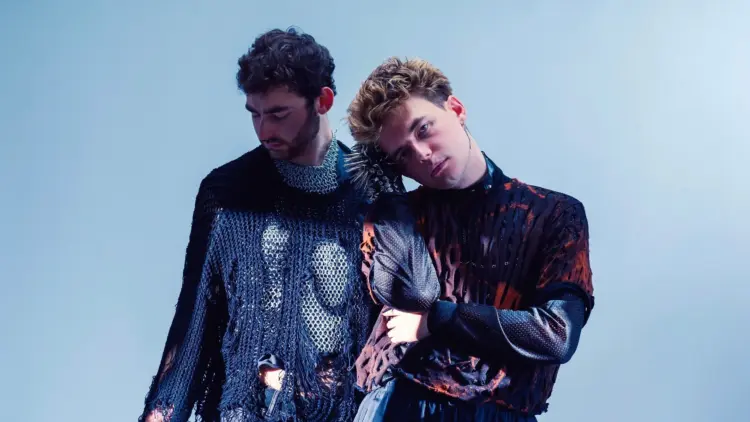 Weekend Reads for November 8th & 9th 7 chalk the band