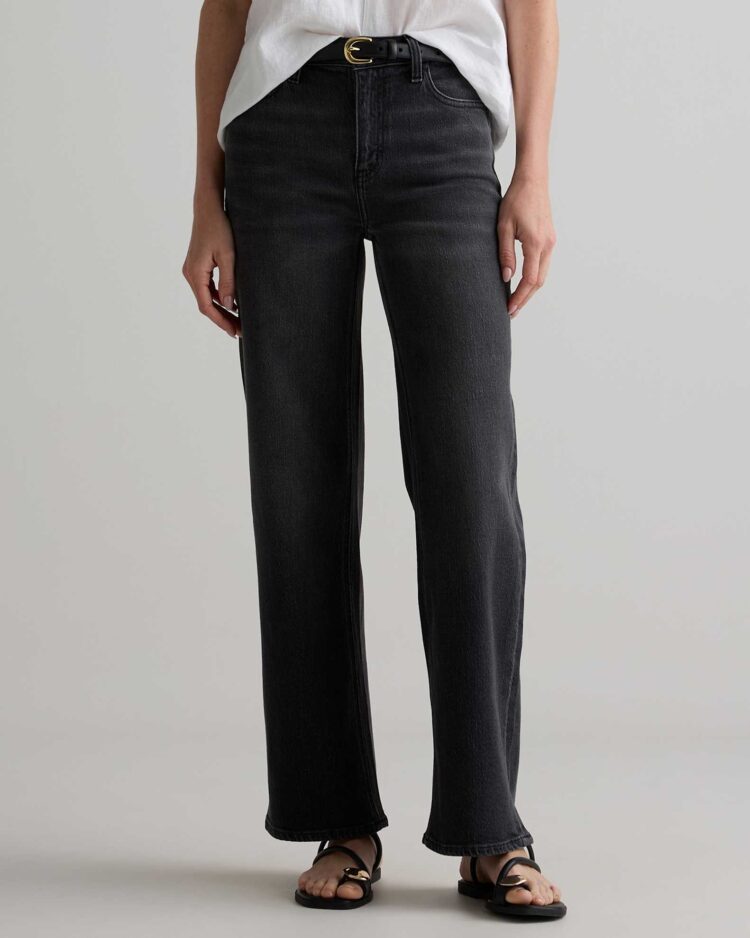 Quince Bella Stretch Relaxed Straight Jeans in Charcoal Black