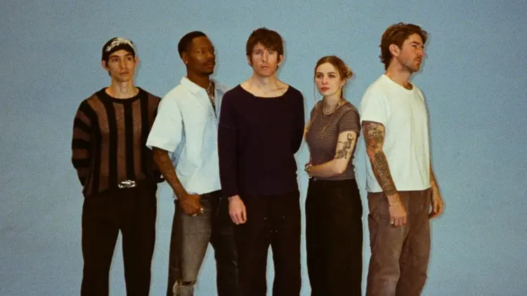 Weekend Reads for Mid-December 16 turnstile band