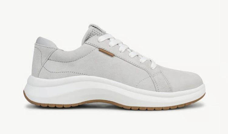 Chic Wide Width Comfort Sneakers for Women for 2026 10 Dr. Scholl's Feel Good wide width Sneaker in Light Gray